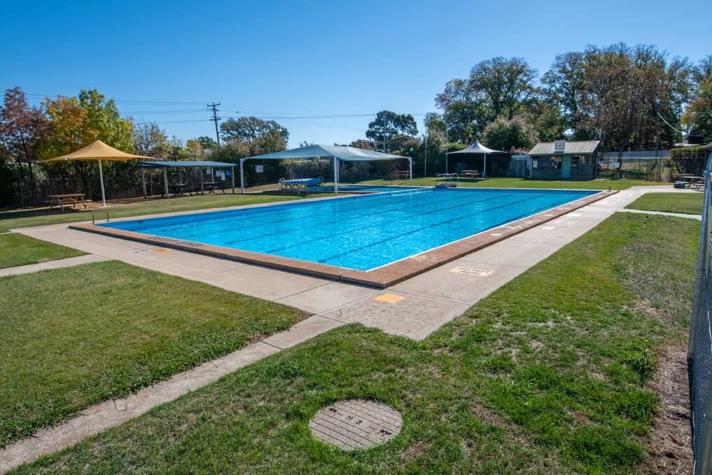 Campbell Town Tasmania swimming pool