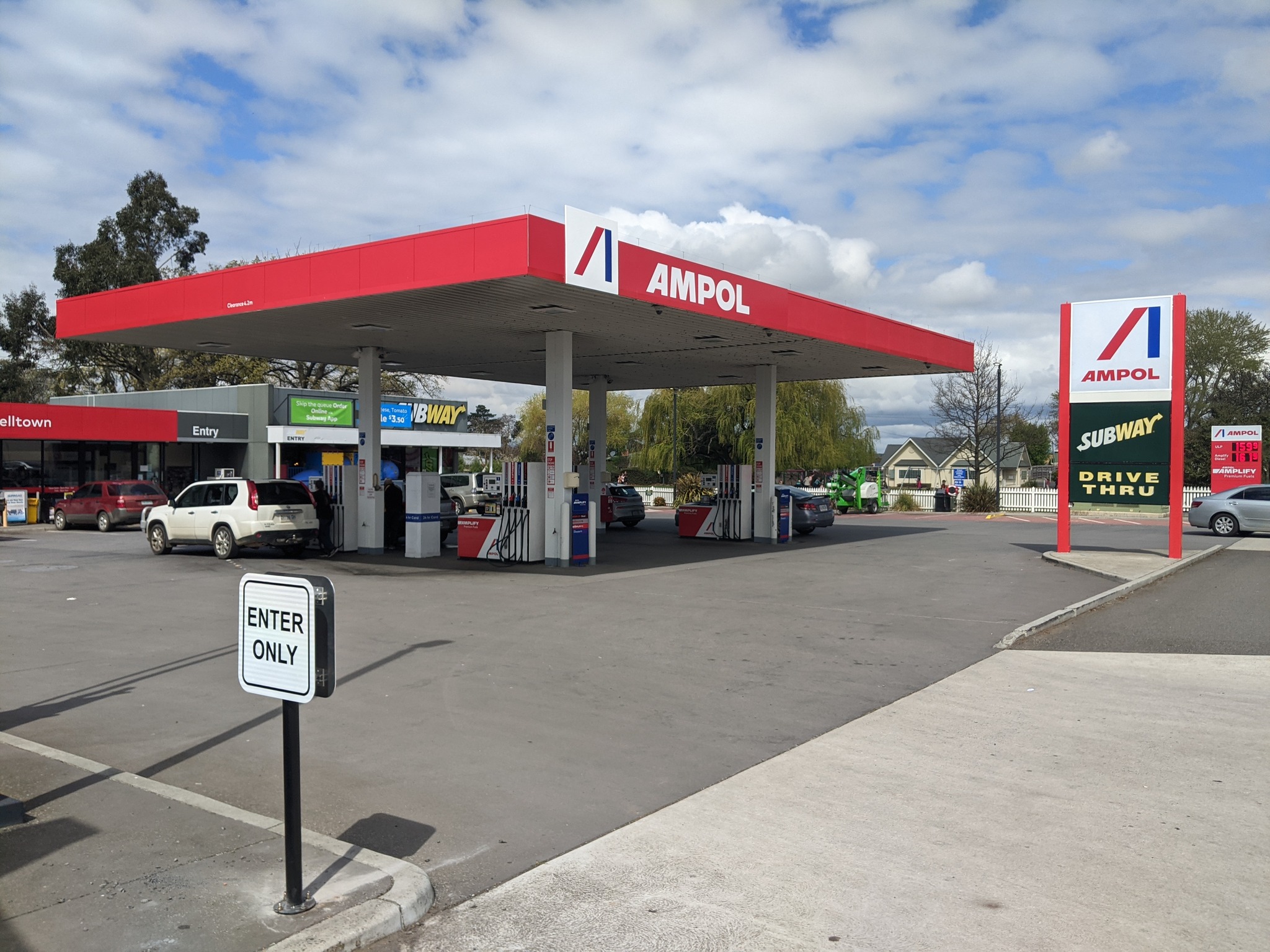 aMPOL SERVICE STATION CAMPBELL TOWN TASMANIA